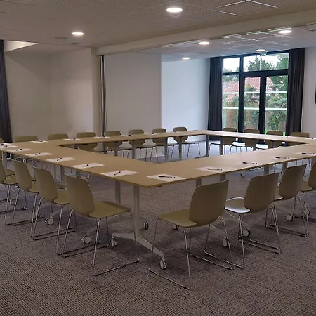 فندق Courrier Sud