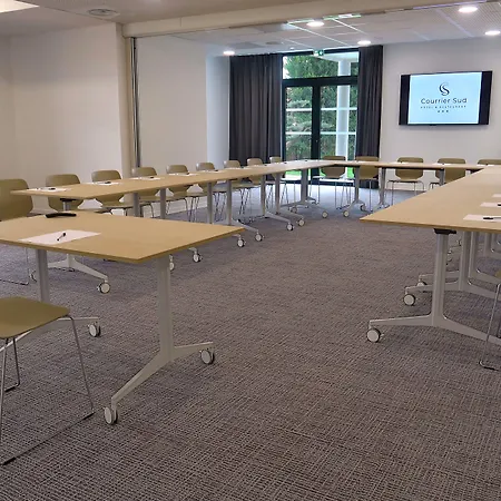 Hotel Courrier Sud 3*